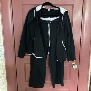 Anne Klein Sportswear 2 piece set